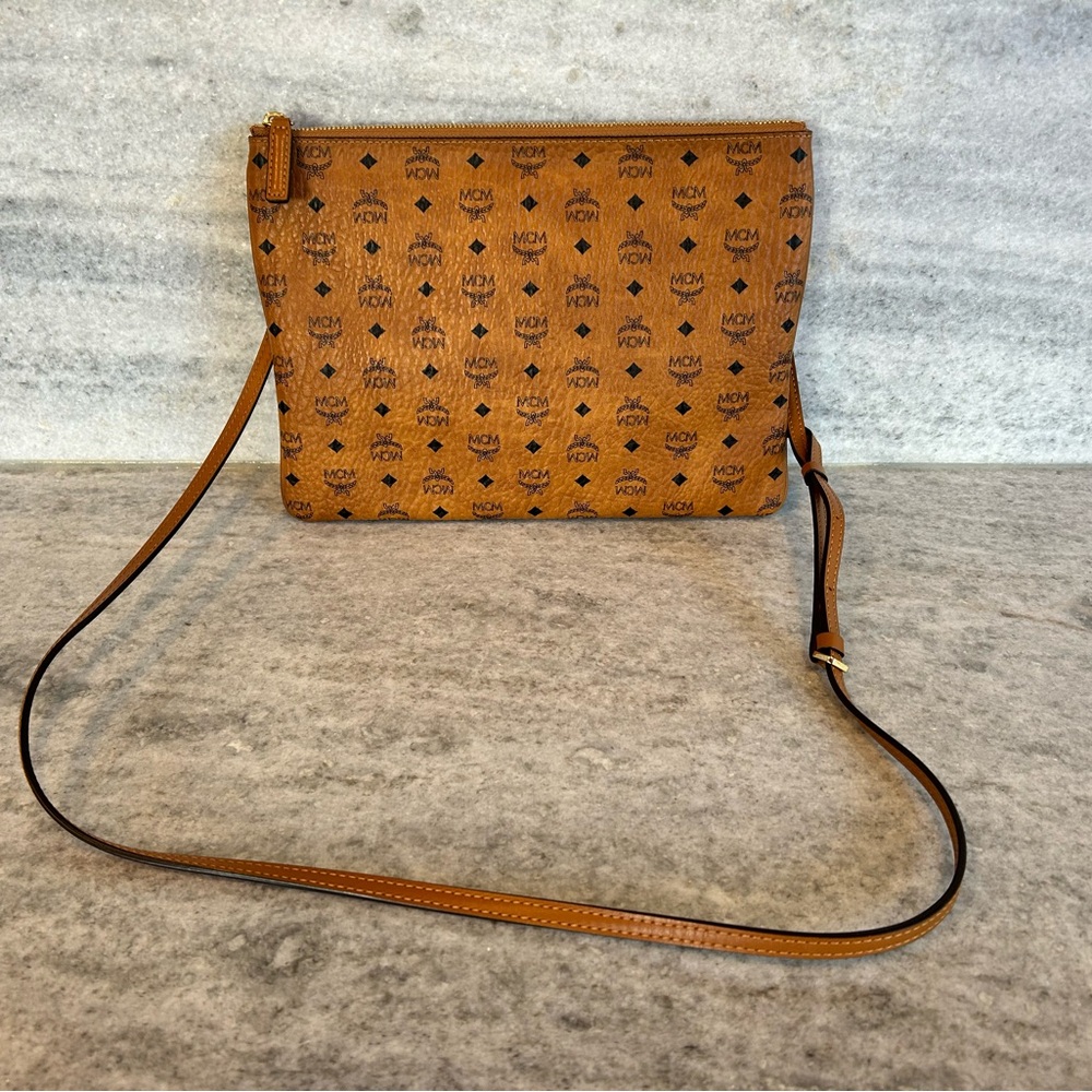 MCM Visetos Original Pouch in Cognac - Picture 5 of 11